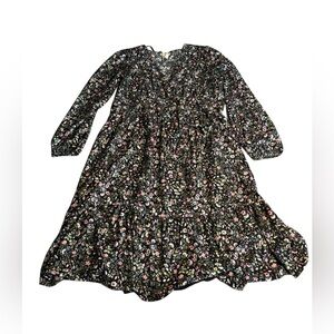 Floral Flowy V-neck tiered Dress